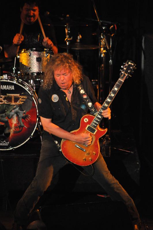 Y&T @ The Coach House May 11