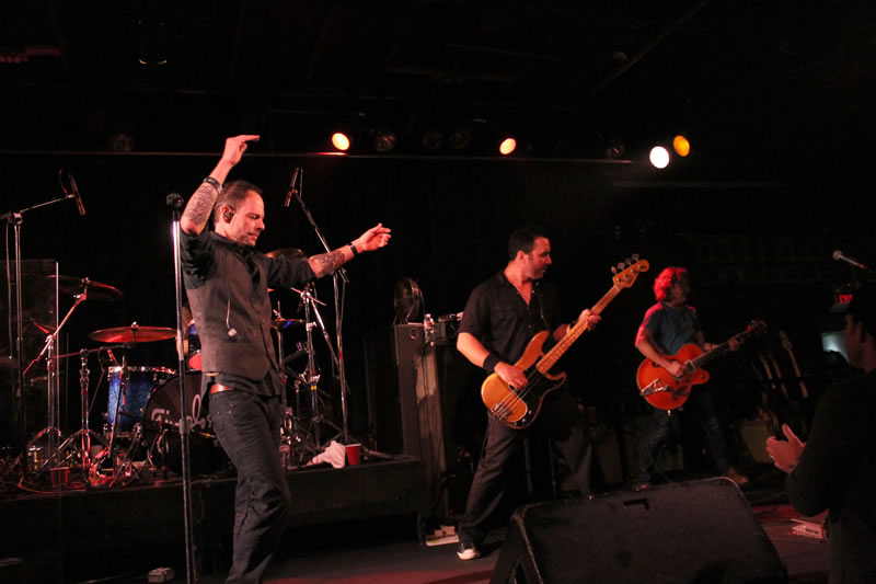 Gin Blossoms @ The Coach House Sept. 26